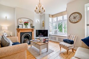 Lounge- click for photo gallery